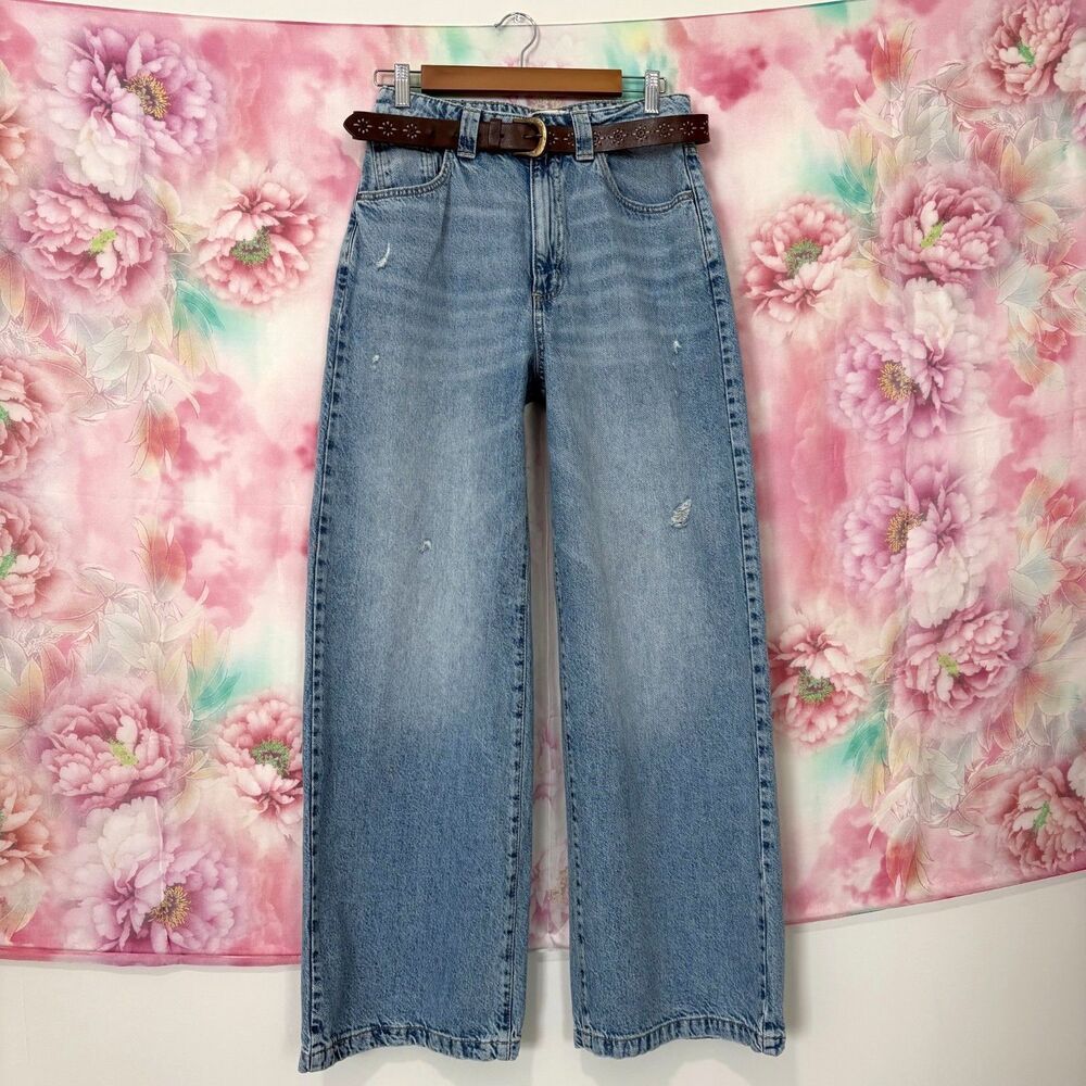 Cotton On Super Baggy Light Wash Wide Leg Lightly Distressed Denim Size 26